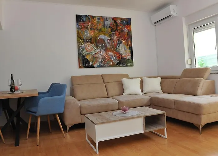 Botanic Apartament Split