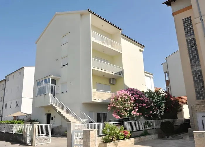 Botanic Apartament Split