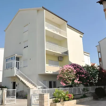 Botanic Apartment Split